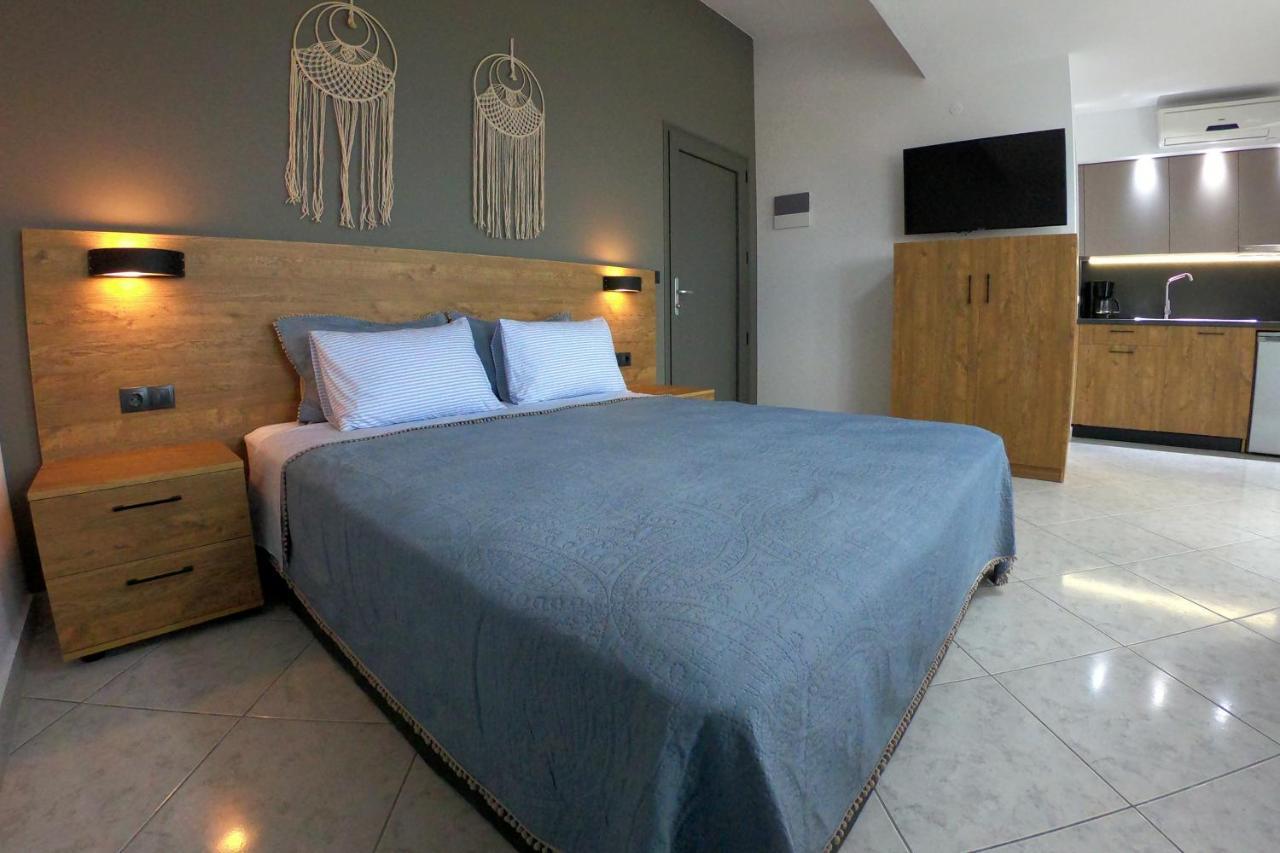 Sea View Apartment Grek Nea 3 Nea Roda Exterior foto